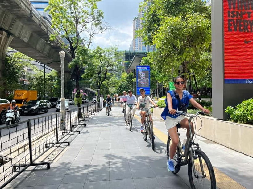 Bangkok: Morning Bike Tour with Ferry Boat Ride - Bangkok backstreets before the city wakes up