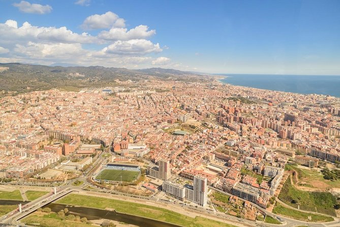 Barcelona's Coastline Helicopter Flight & Heliport Boat Transfer - Who Will Enjoy This Most
