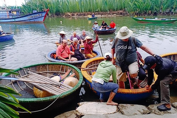 Basket Boat ride to Coconut Jungle &Hoi An city Tour,Night Market - A 20-minute sampan ride on the Hoai River