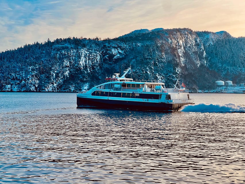 Bergen: Sightseeing Walking Tour with Ferry Ride - Bryggen: timber, trade, and tight lanes