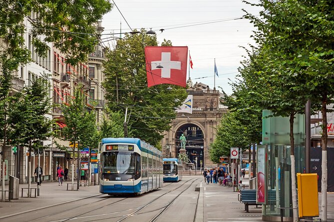 Best of Zürich & Surroundings: Walking Tour, Cable Car and Ferry - The Golden Coast and Zurich’s surroundings