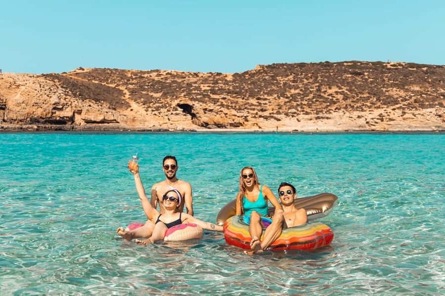 Blue Lagoon: Roundtrip Ferry Transfer - The 25-minute ride to Comino