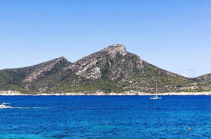 Boat Transfer between Puerto Andratx and Sant Elmo - Arriving at Sant Elm and finding the pier