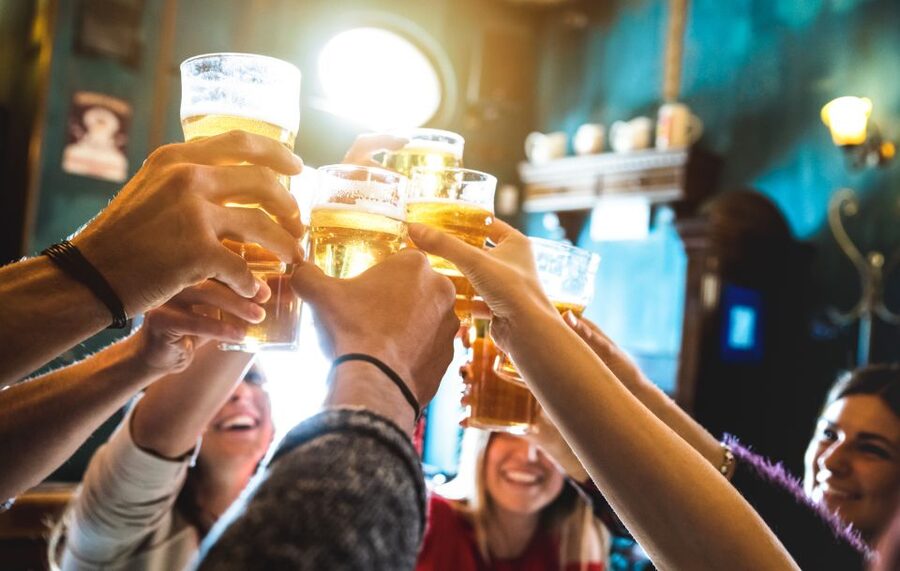 Boston: Historic Pubs Walking & Ferry, Food & Drink Tour - Charlestown, Bunker Hill, and the USS Constitution