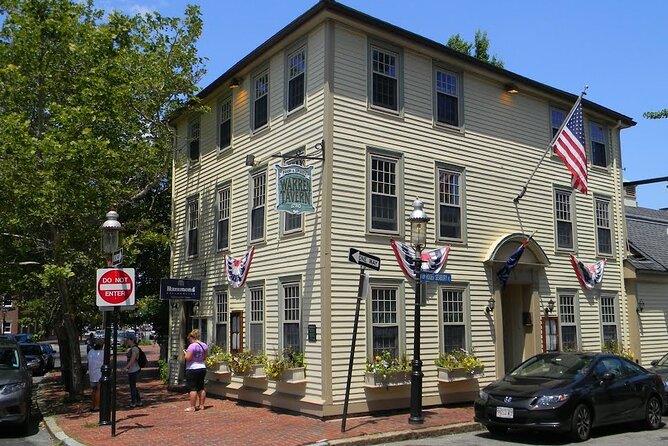 Boston Historic Taverns Tour with Tastings and Ferry - Bell in Hand or Green Dragon