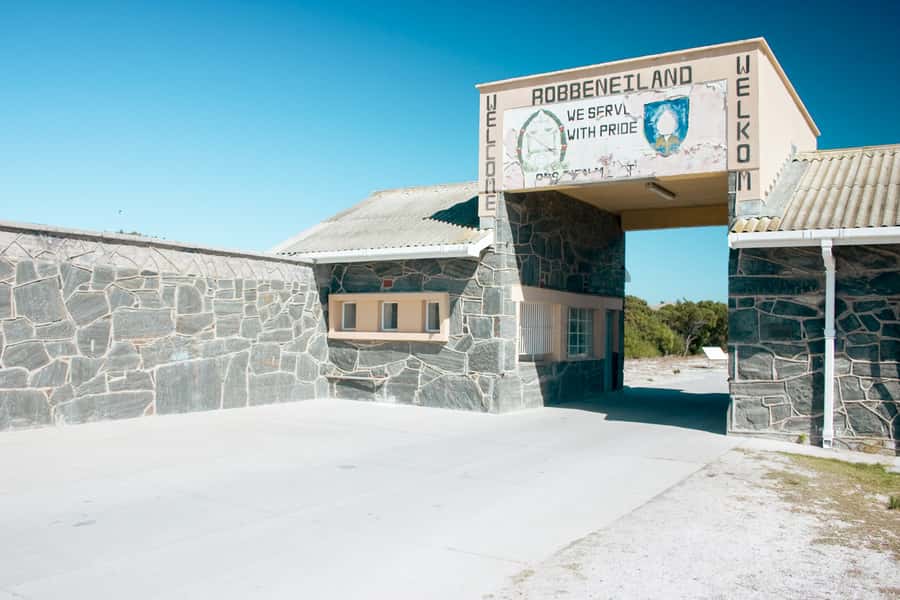 Cape Town: Robben Island Ferry Tour with 1-Way Hotel Pickup - The 45-minute ferry crossing to Robben Island
