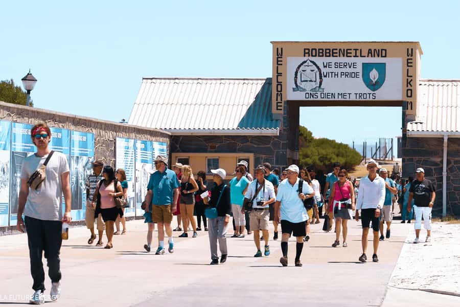 Cape Town: Robben Island Ferry Tour with 1-Way Hotel Pickup - What you do after the island visit