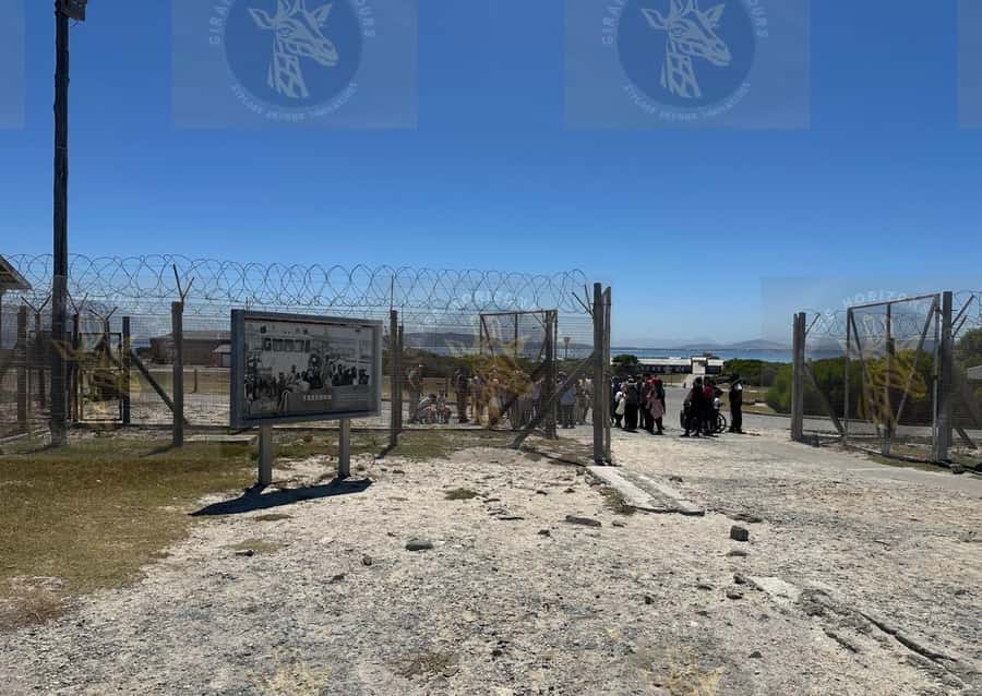 Cape Town: Robben Island Ferry with Prison Ticket and Tour - Who will get the most from this visit