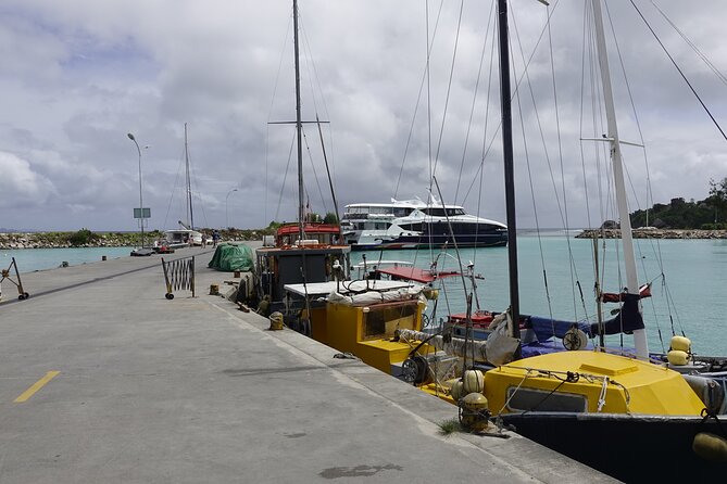 Cat Cocos: Mahe to La Digue Island Fast Ferry - The Ferry Ride and the Praslin Connection