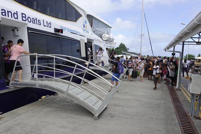 Cat Cocos: Praslin Island to Mahe Island Fast Ferry - Arriving at Victoria on Mahe