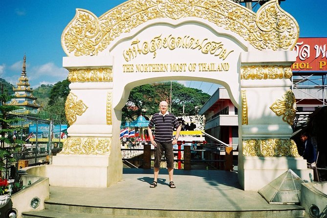 Chiang Rai One Day: Golden Triangle, Laos Border, Long Neck Tribe - Lunch is included, but food quality deserves attention