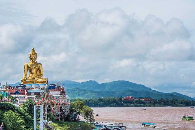 Chiang Rai One Day: Golden Triangle, Laos Border, Long Neck Tribe - Transport and group size shape the experience