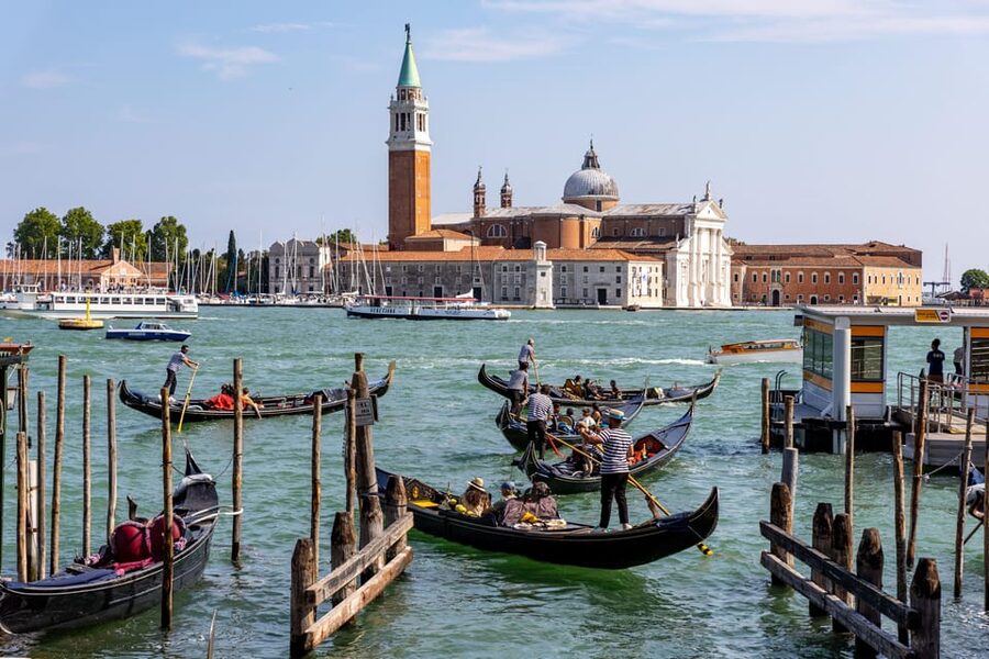 Chioggia-Venice: Day&Night Boat Transfer Round-Trip or 1-Way - The real value of the $22 fare