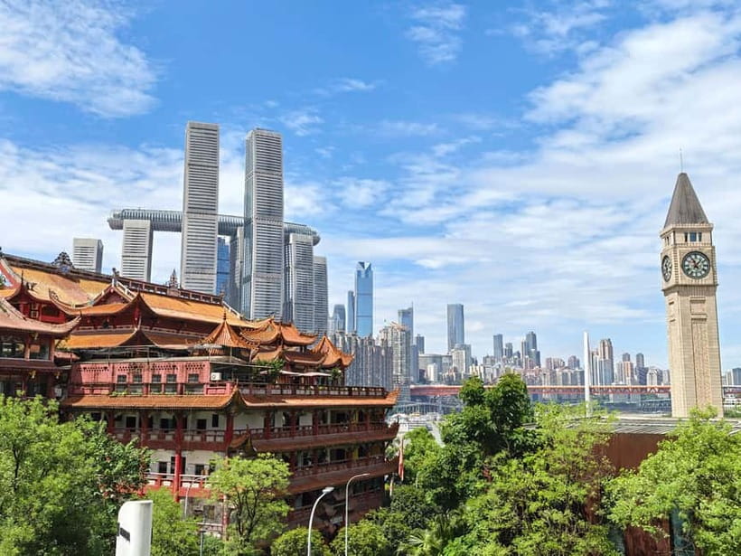 Chongqing: Trendy Spots, Cableway & Ferry Private Tour - Luohan Temple and its 500 stone arhats
