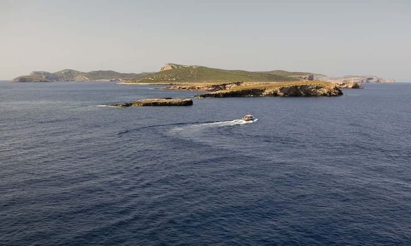 Colonia Sant Jordi: Premium & Fast Boat Tour around Cabrera - What the $66 price gives you