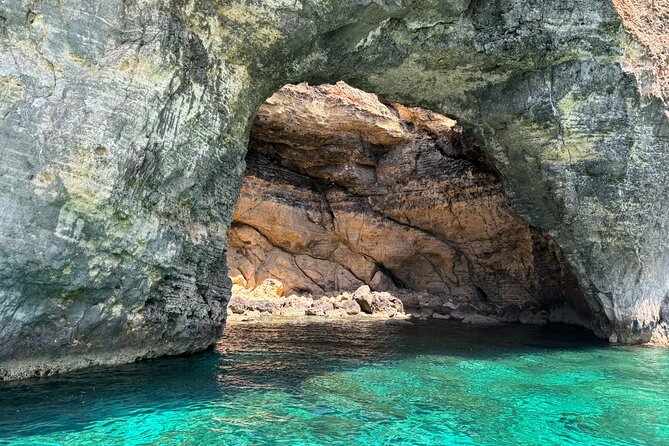 Comino Islands Private Boat Tour Ebsons Ferry - What the crew adds to the experience
