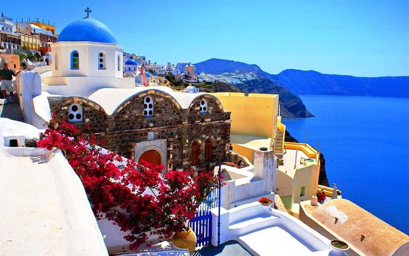 Crete: Santorini Day Trip with Fast Ferry Cruise - The fast ferry from Heraklion to Athinios
