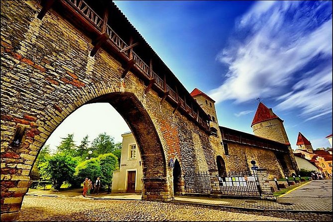 Day trip from Helsinki to Tallinn. Ferry included - Danish King’s Garden and the medieval walls