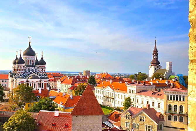 Day trip from Helsinki to Tallinn. Ferry included - What the $155.68 price really covers