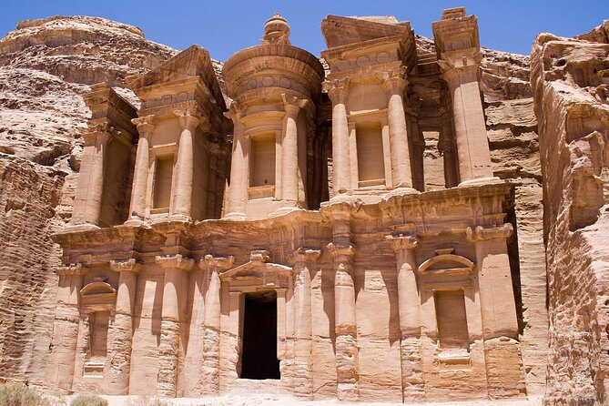Day trip to Petra by ferry from Sharm el Sheikh - Meeting your Petra guide