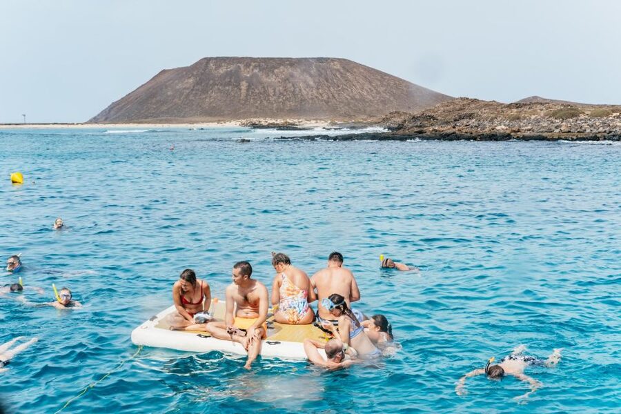 Desde Corralejo: Lobos Island Ferry with Optional Transfer - What the $20 price really covers