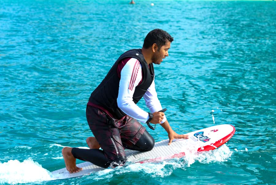 Dubai: Efoil or Electric Hydrofoil Surfboard Rental - Why an eFoil feels different from ordinary surfing