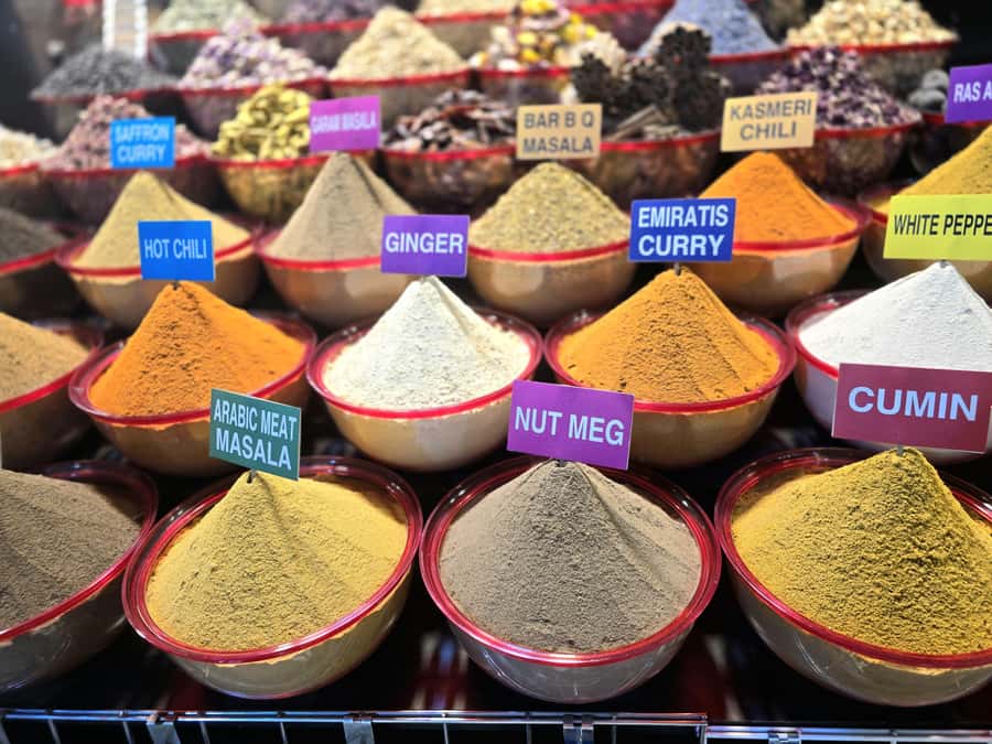 Dubai: Premium Old Town, Street Food, Souks & Boat Ride Tour - Smells and bargaining at the Spice Souk