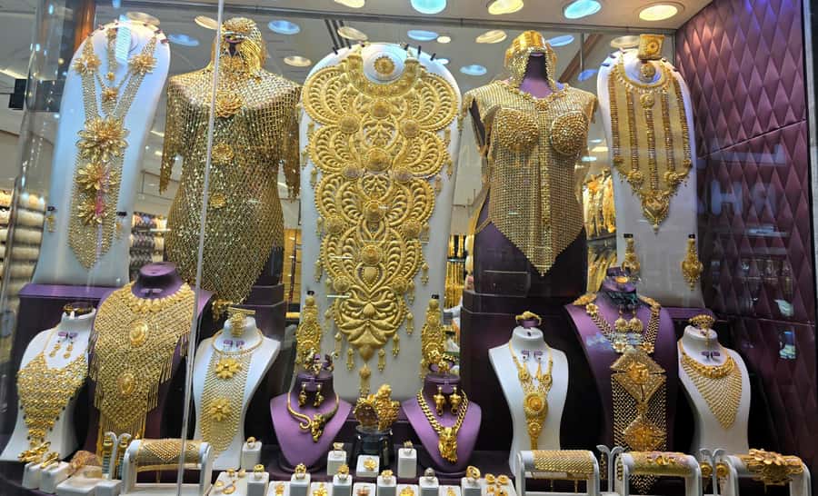 Dubai: Premium Old Town, Street Food, Souks & Boat Ride Tour - Walking, timing, and who should book