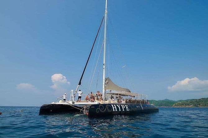 Escape to Phi Phi Islands: Ferry with Lunch - One hour at Long Beach on Phi Phi Don