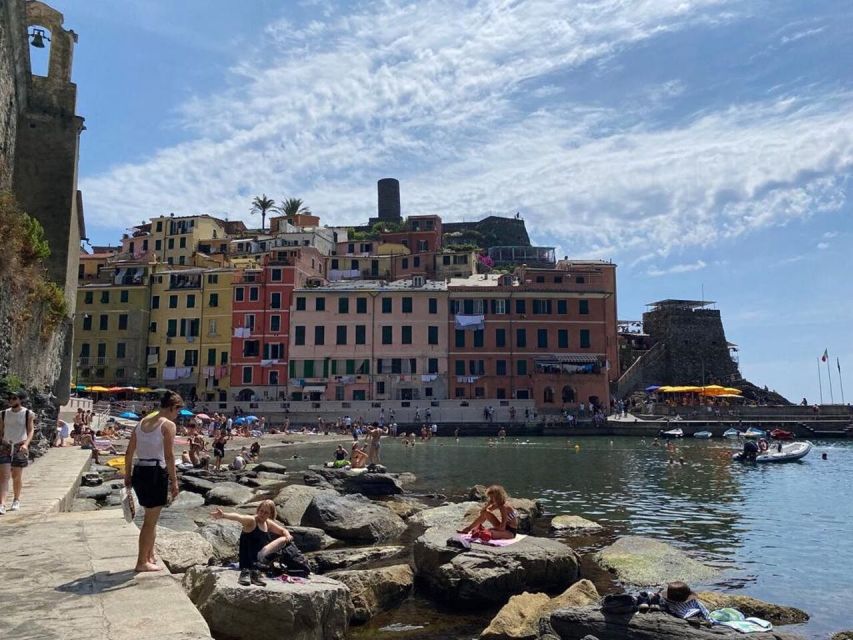 Exclusive Cinque Terre day tour by Ferry with stop in Pisa - Manarola and the coast between villages