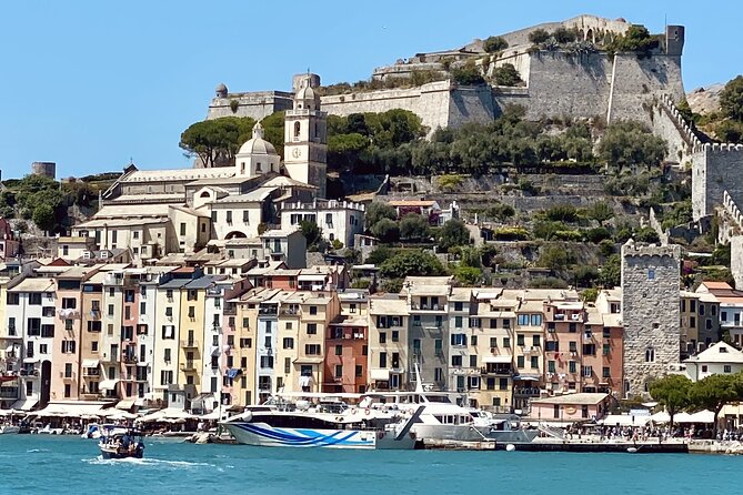 Ferry boat tour to the Cinque Terre with stop in Portovenere and Vernazza - Key points at a glance