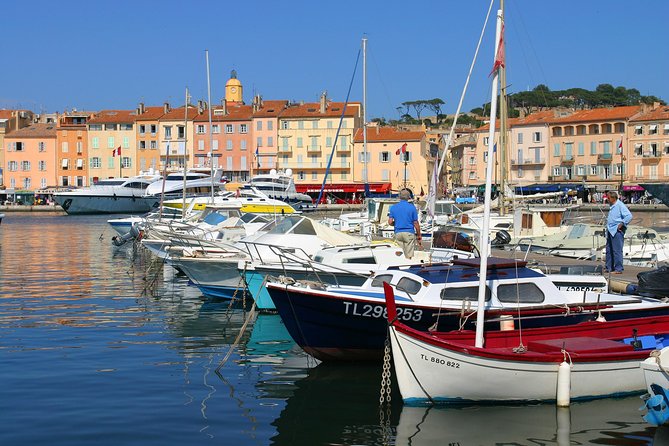 Ferry from Cannes to St Tropez - Arriving in St Tropez by water