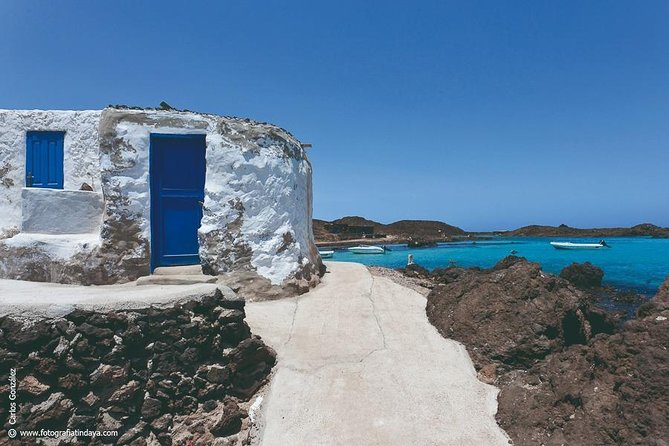 Ferry to Isla de Lobos: round-trip tickets from Corralejo - Getting from Corralejo to the island