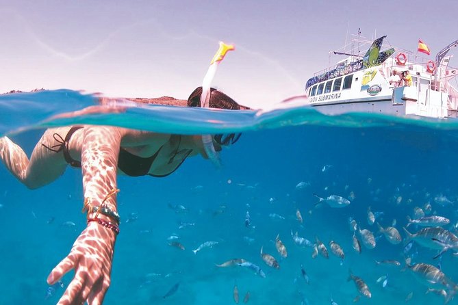 Ferry to Isla de Lobos: round-trip tickets from Corralejo - Montaña Caldera and the best high views