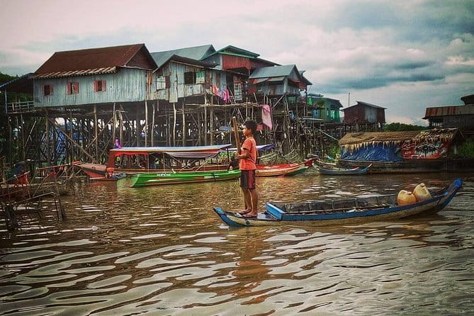 Floating Kompong Pluk Car+Tour Guide + Boat ticket ( Shear Tour ) - Seeing Cambodia from the water at Kompong Phluk