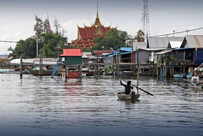 Floating Kompong Pluk Car+Tour Guide + Boat ticket ( Shear Tour ) - The flooded forest and Tonle Sap by boat