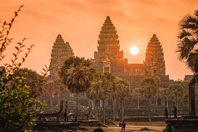 Floating Kompong Pluk Car+Tour Guide + Boat ticket ( Shear Tour ) - Who will get the most from this half-day trip