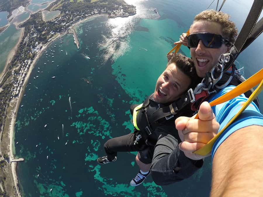 Fremantle: Rottnest Island Skydive and Ferry Package - The 15-minute walk to Rottnest Airport