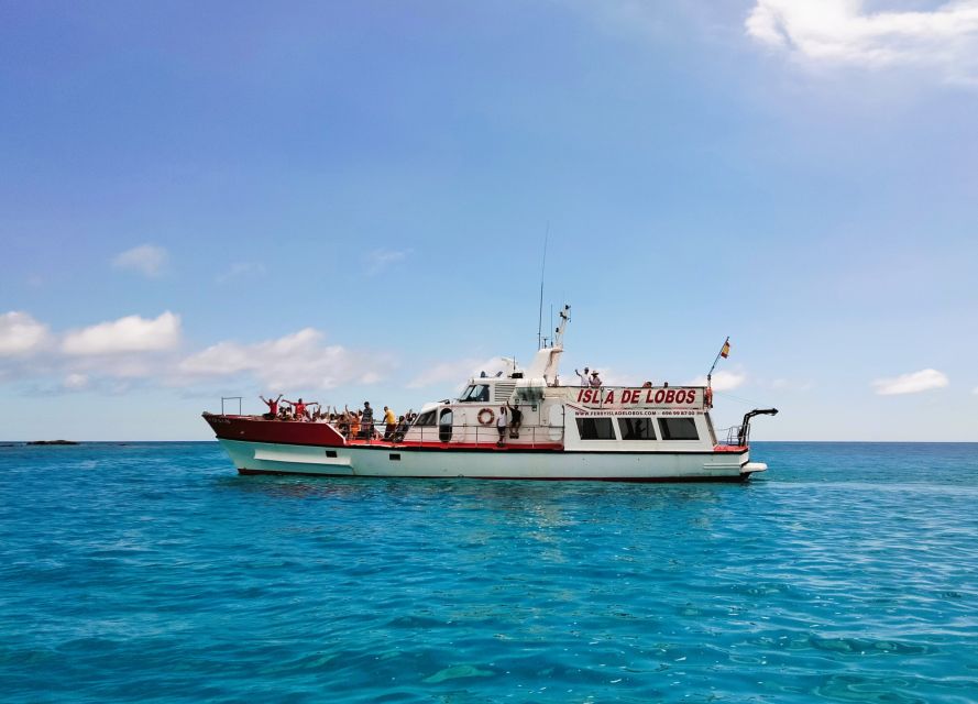 From Caleta de Fuste: Return Bus and Ferry to Lobos Island - The 15-minute ferry crossing