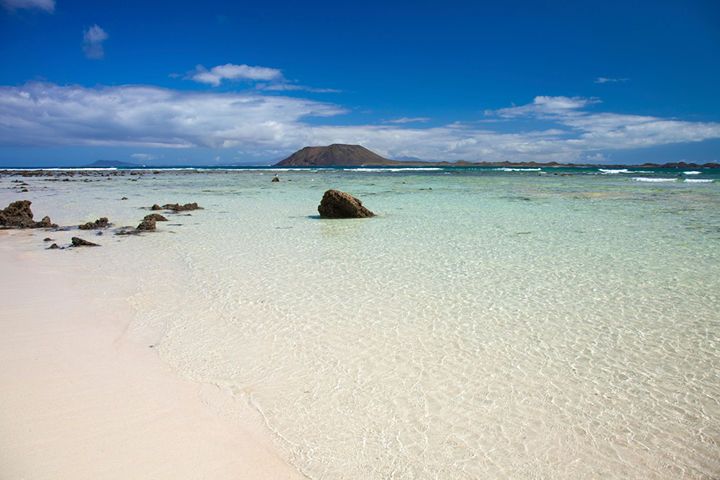 From Lanzarote: Round-Trip Ferry Transfer to Fuerteventura - Why this is an easy way to see two Canary Islands