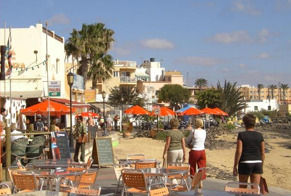 From Lanzarote: Round-Trip Ferry Transfer to Fuerteventura - What the independent format really means