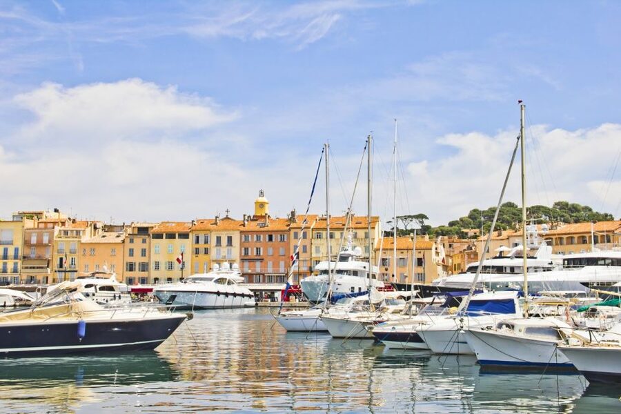 From Mandelieu: Roundtrip Boat Transfer to St. Tropez - Why arriving in Saint Tropez by boat works so well