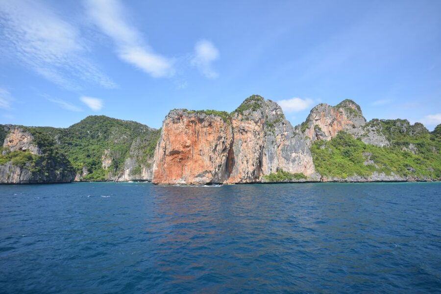 From Phuket: Snorkeling Ferry Cruise to Phi Phi Islands - Beach time on Phi Phi Don