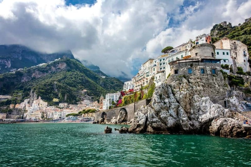 From Sorrento: Amalfi Coast Guided Bus Tour and Ferry Ride - The meeting-point warning matters