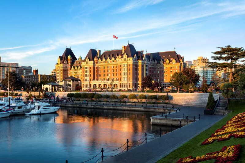 From Vancouver: Victoria, BC Ferry, Butchart Gardens Tour - Two hours in downtown Victoria