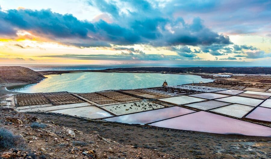 Fuerteventura: Round-Trip or 1-Way Ferry Ticket to Lanzarote - Key points to know before booking