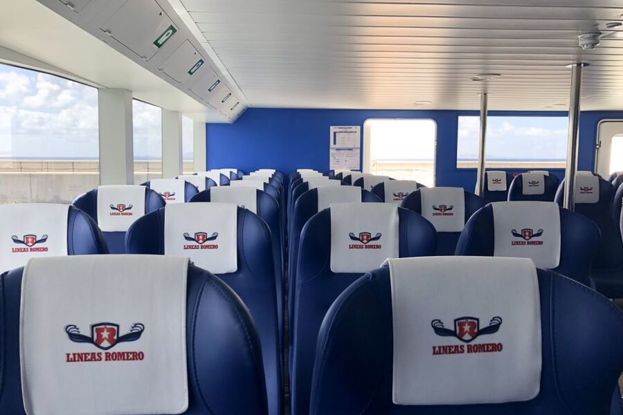 Fuerteventura: Round-Trip or 1-Way Ferry Ticket to Lanzarote - Comfort, boarding, and luggage