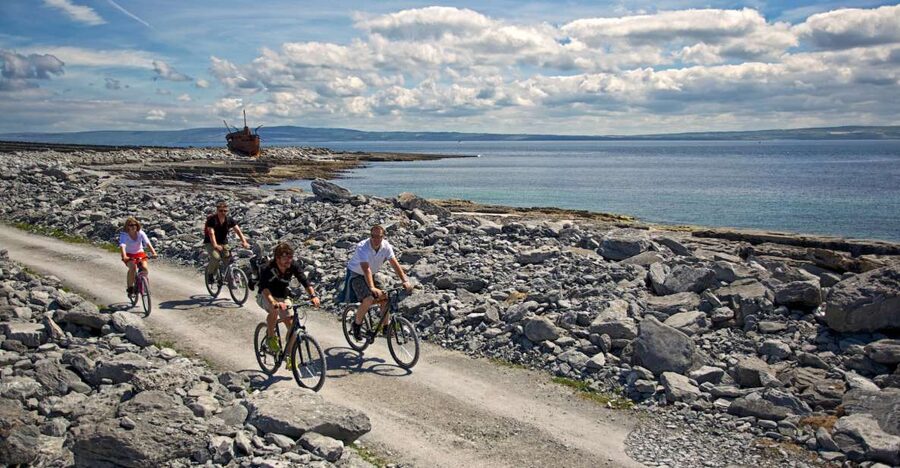 Galway: Day Trip Ferry to Inis Oírr (Aran Islands) - Why Inis Oírr Makes a Good First Aran Island
