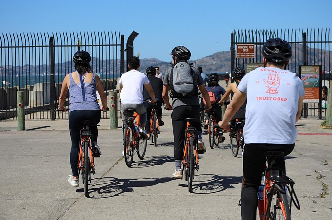 Golden Gate Bridge Bike Rental with Sausalito Ferry Return - Returning on the Blue and Gold Ferry