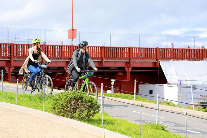 Golden Gate Bridge Bike Rentals with Optional Ferry Return - Bike quality, locks, and what can go wrong